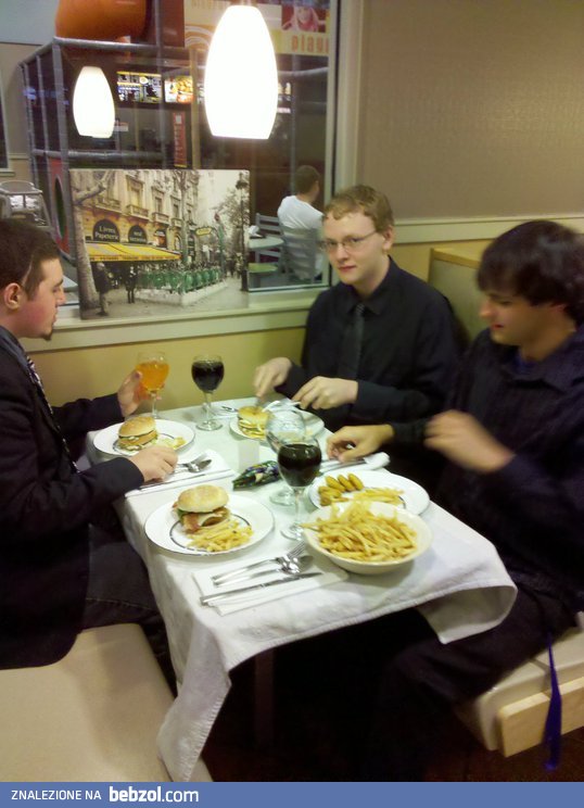 Jak jeść z klasą z McDonalds?