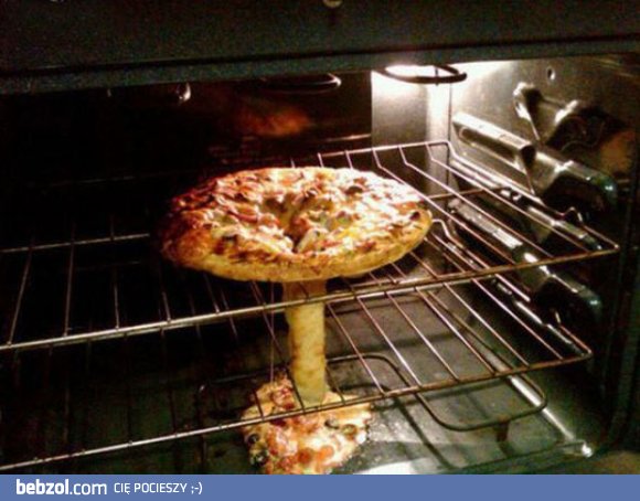 Atomowa pizza na kolację! :-)