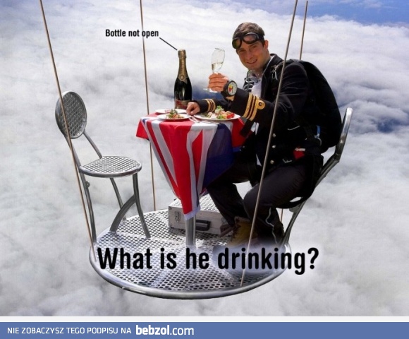 Czyżby pił własny mocz? 