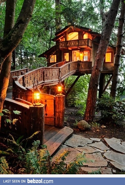 Awesome treehouse