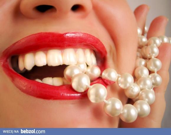 Piękne białe zęby-marzenie każdej kobiety!