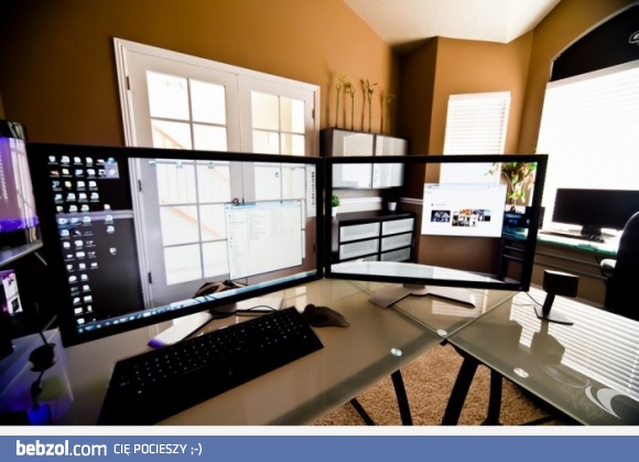 Przeźroczysty pulpit