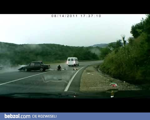 Dlaczego warto zapinać pasy i mieć fotelik dla dziecka?