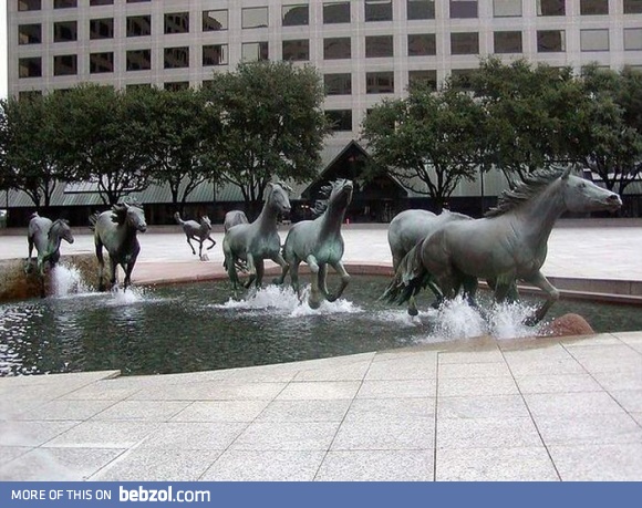 Horses galloping through the city? Yep, right...here
