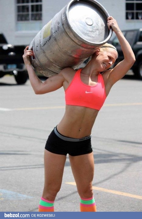 Kochanie, możesz mi podać piwko?