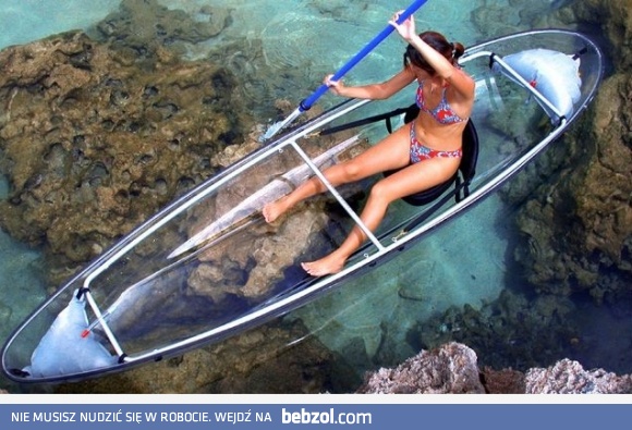 Przeźroczysty kajak