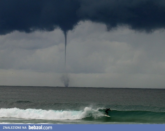Zbliżające się tornado