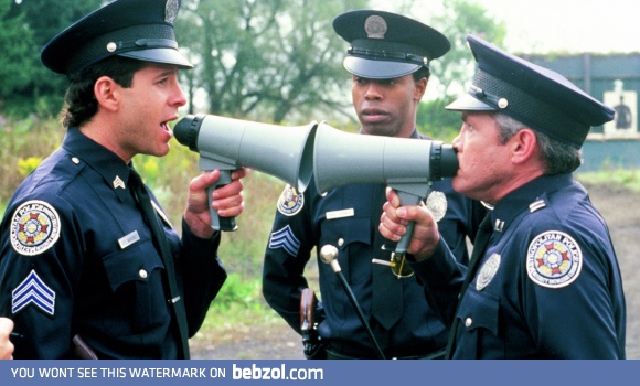 Arguing on the internet in CAPS LOCK