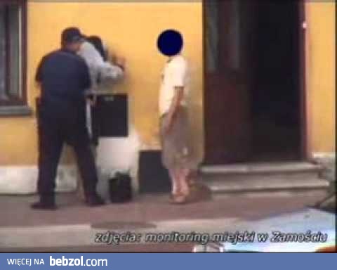 Wymachiwał nożem w biały dzień