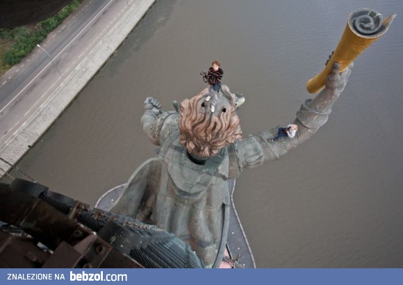 Stanął na głowie...