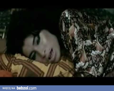 Amy Winehouse i kot NONONONO
