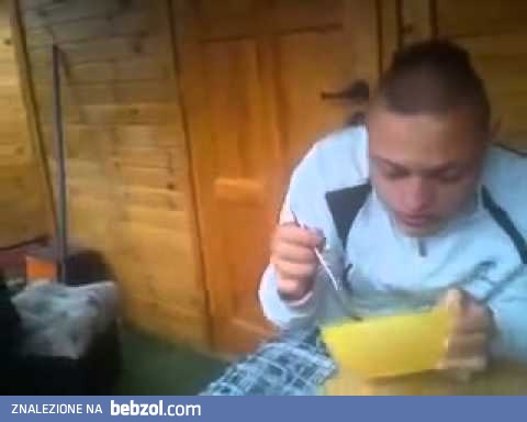 Pamiętniki z wakacji - Jem zupę!