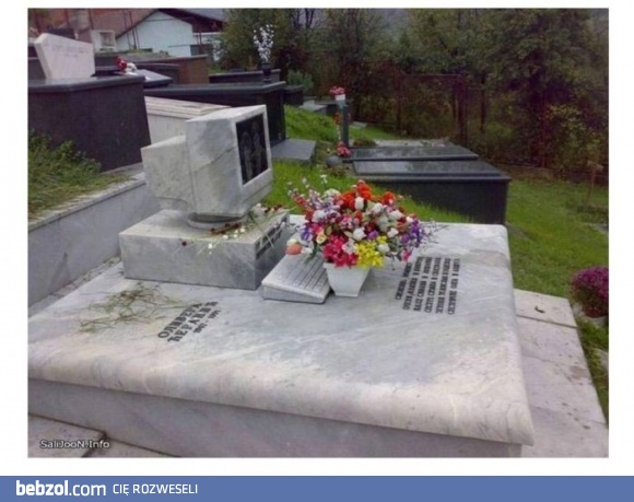 Nowoczesny nagrobek