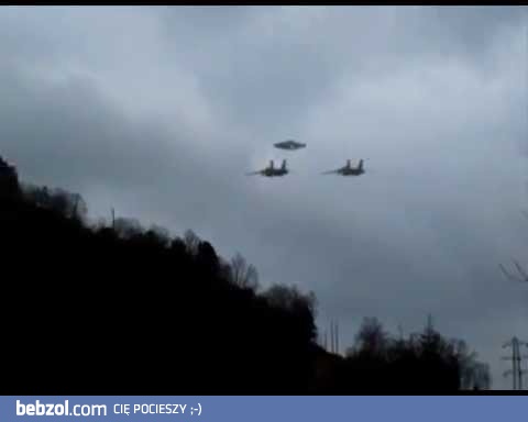 Amerykanie znowu coś testują, czy po prostu mamy gości?