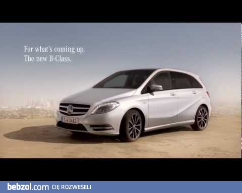 Bardzo całuśna reklama Mercedesa