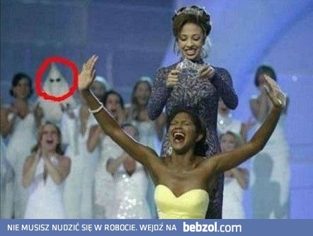 Cóż to w tle?