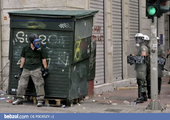 Do starcia. 3... 2... 1...