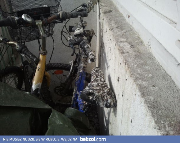 Balkon był chyba złym pomysłem...