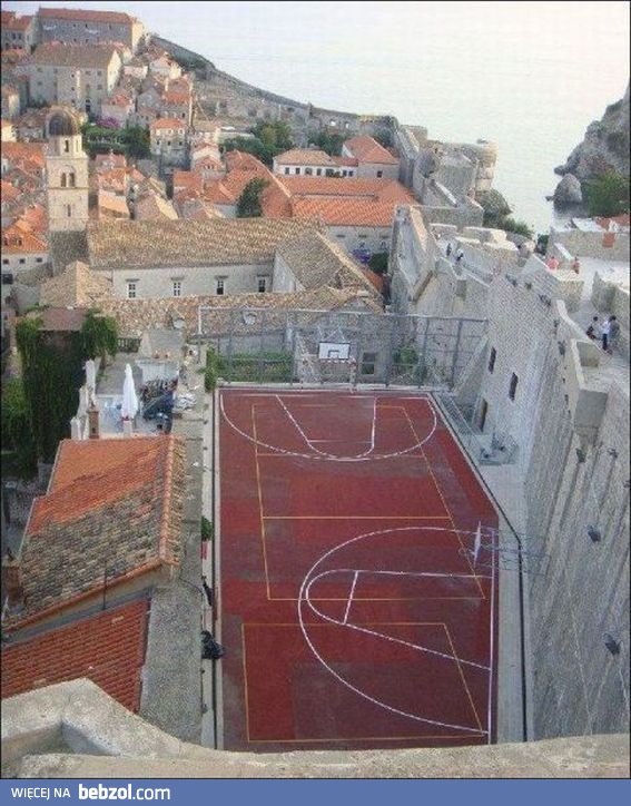 Trzeba było improwizować