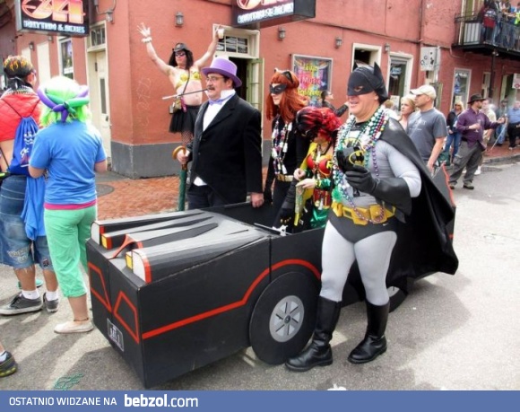 Superbohaterowie się bawią