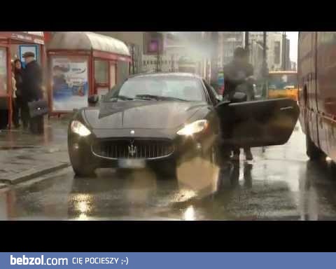 Zakup kontrolowany - Socha, Kornacki i urwane drzwi w Maserati 