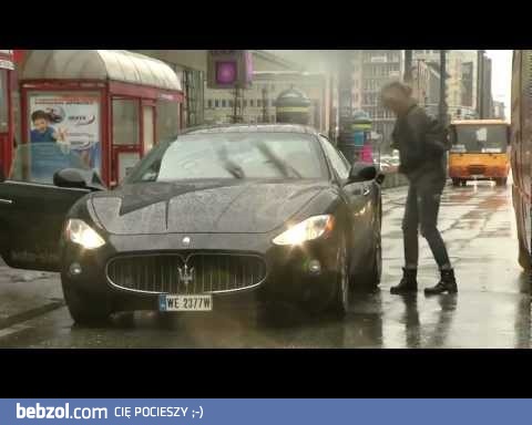 Urwane drzwi - Zakup Kontrolowany (Maserati Gran Turismo) 