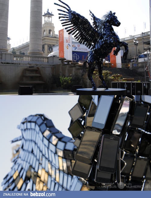 Smartphon'owe dzieło