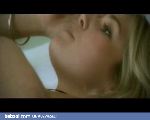 Szokująca pobudka z seksowną dziewczyną