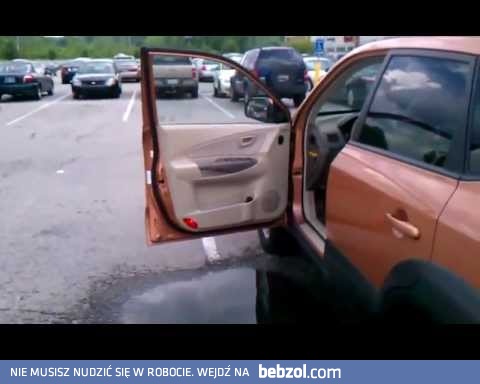 Ciekawy skok przez kałużę