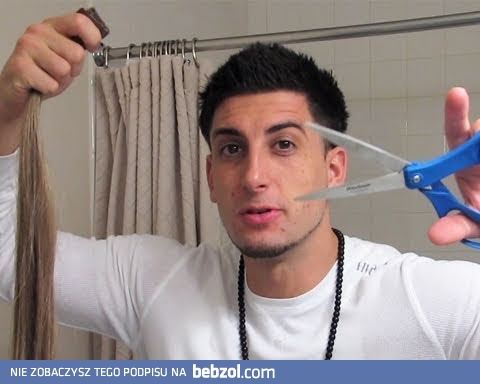 Udał, że obcina jej włosy