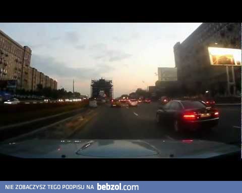 Bo jazda za innymi samochodami jest nudna