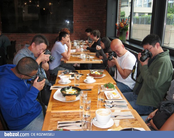 Będą fotki na Facebooczka