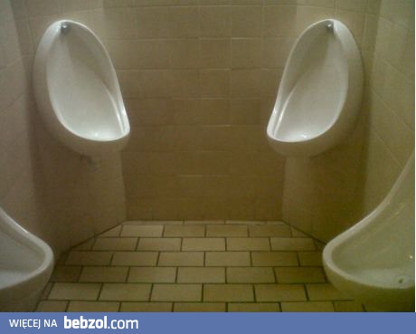 Wreszcie nikt nie patrzy!