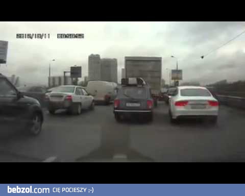 Łada vs Audi - kto ma pierwszeństwo?