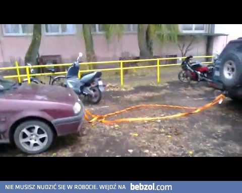 Jak nie należy holować auta