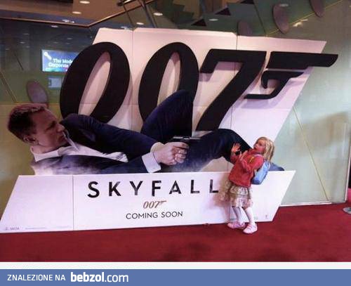 Bond, nie strzelaj!