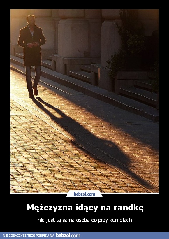 Mężczyzna idący na randkę