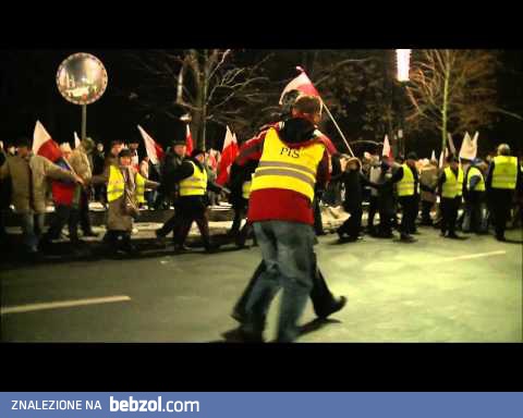 Pyta zadaje pytanie prezesowi