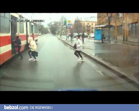 A do tramwaju wsiadam tak!
