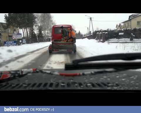 Zima znów zaskoczyła drogowców