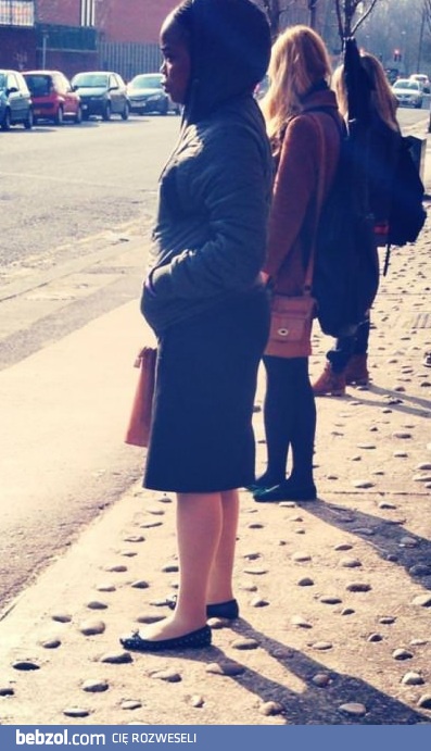 Znajdź niepasujący element