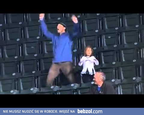 SuperTata pokaże jak się kibicuje!