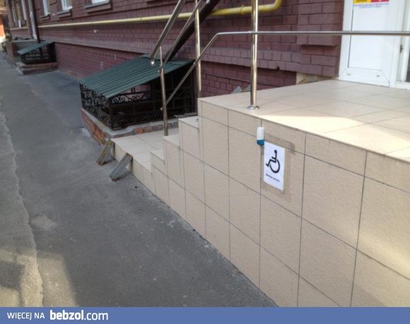 Wejście dla niepełnosprawnych - Ukraina