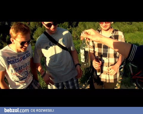 Sztuczka z telefonem i butelką