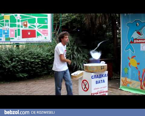 Tak się sprzedaje watę cukrową!