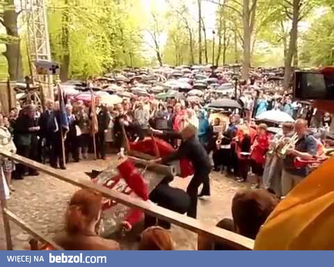 Harlem Shake ze świętym obrazem