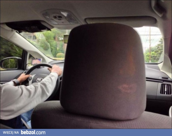 Za ostro przyhamował