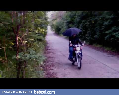 Daszek motocyklisty...