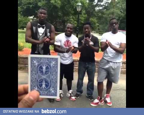 Jak reagują czarni, a jak biali