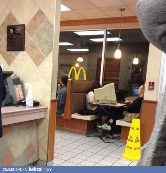 Hipsterzy atakują McDonald's